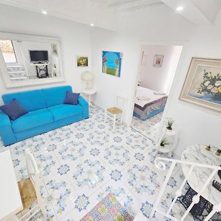Suite And Relax Tina A 2 Passi Dal Centro E Al Foro Italico Palermo Eksteriør billede